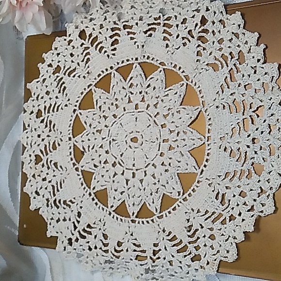 13.5 Inch Large Handmade Doilie- 1960s - Picture 2 of 2